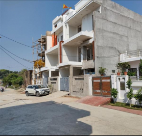 Lush Green Villa A2 Gomti Enclave Near Ambedkar University, Ramabai Maidan, Omaxe, मेपल Paradise